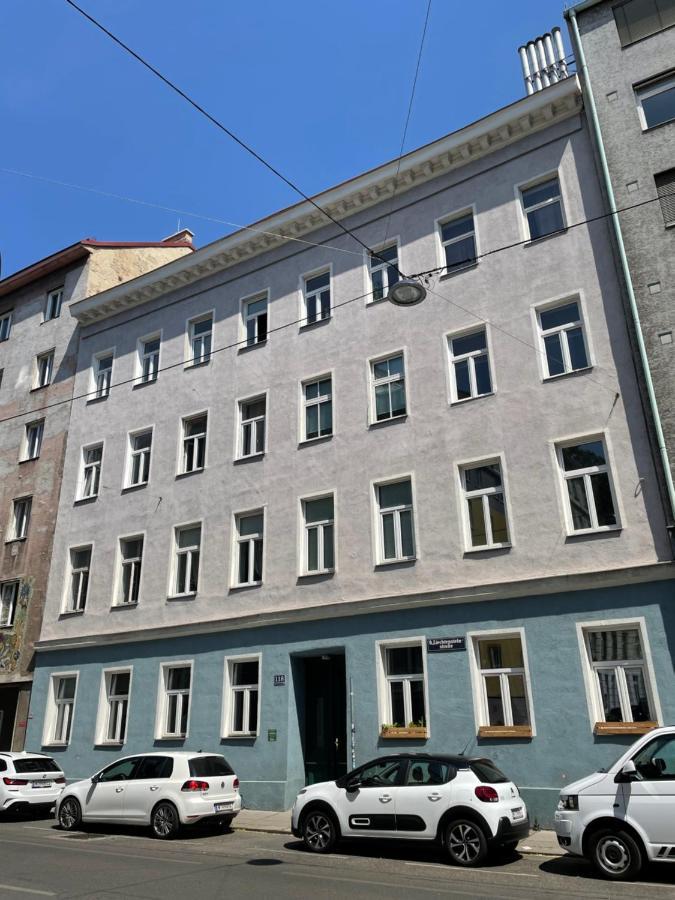 Cozy City Apartment Near City Center Vienna Exterior photo